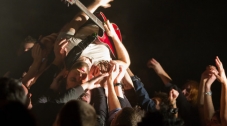 Moshpit entre fins connaisseurs